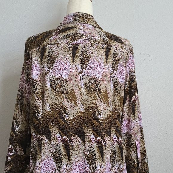 ESSENTIALS Top/Blouse - Picture 6 of 8